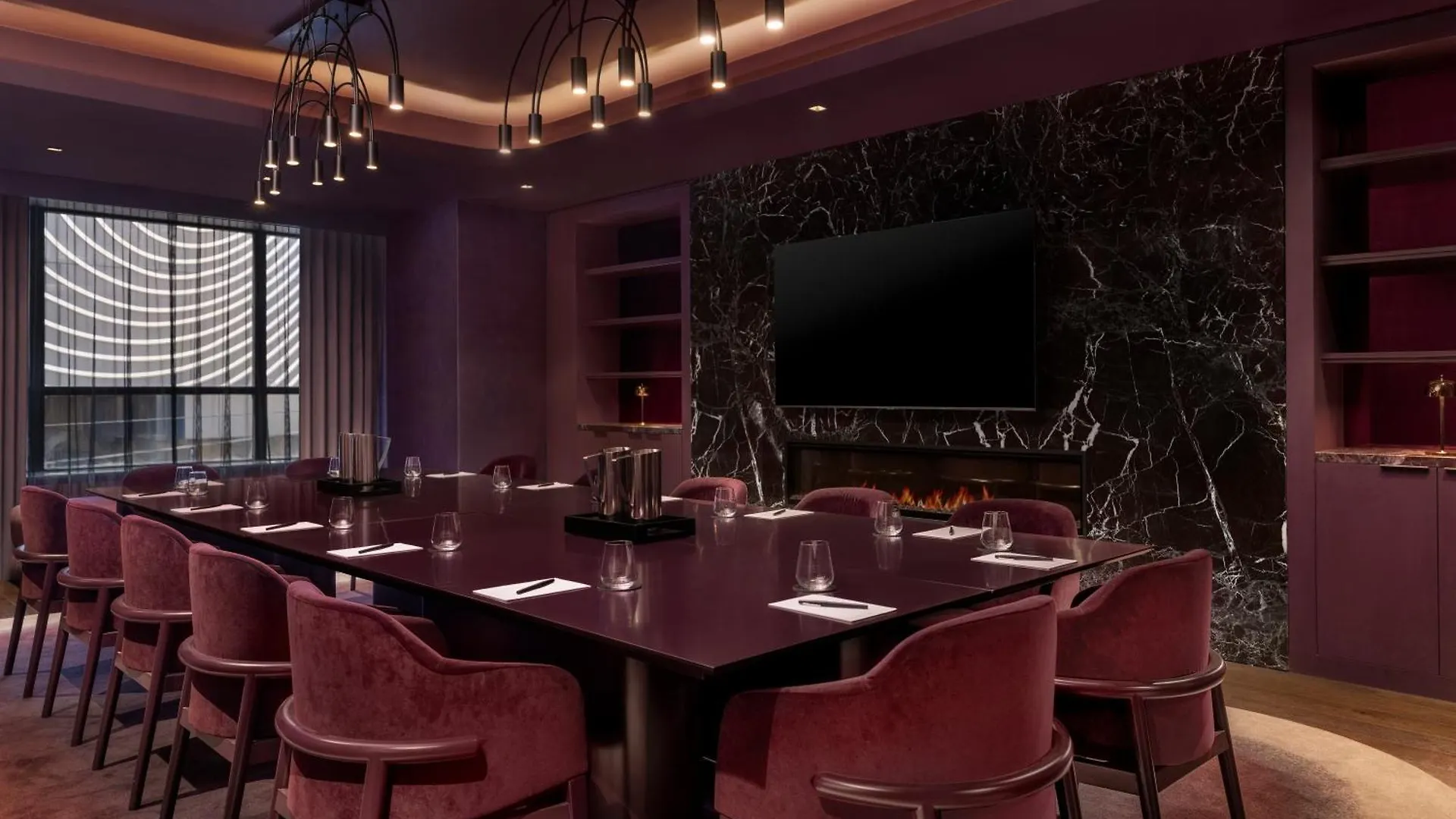 Revery Toronto Downtown, Curio Collection By Hilton Hotel