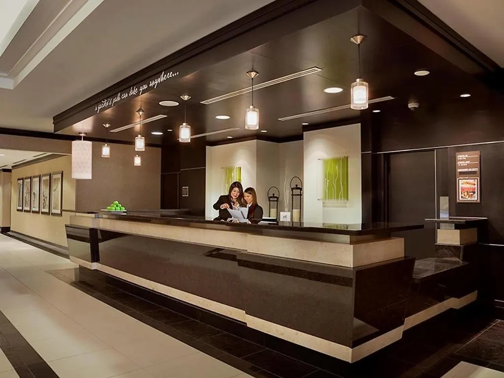 **** Hotel Revery Toronto Downtown, Curio Collection By Hilton Canada