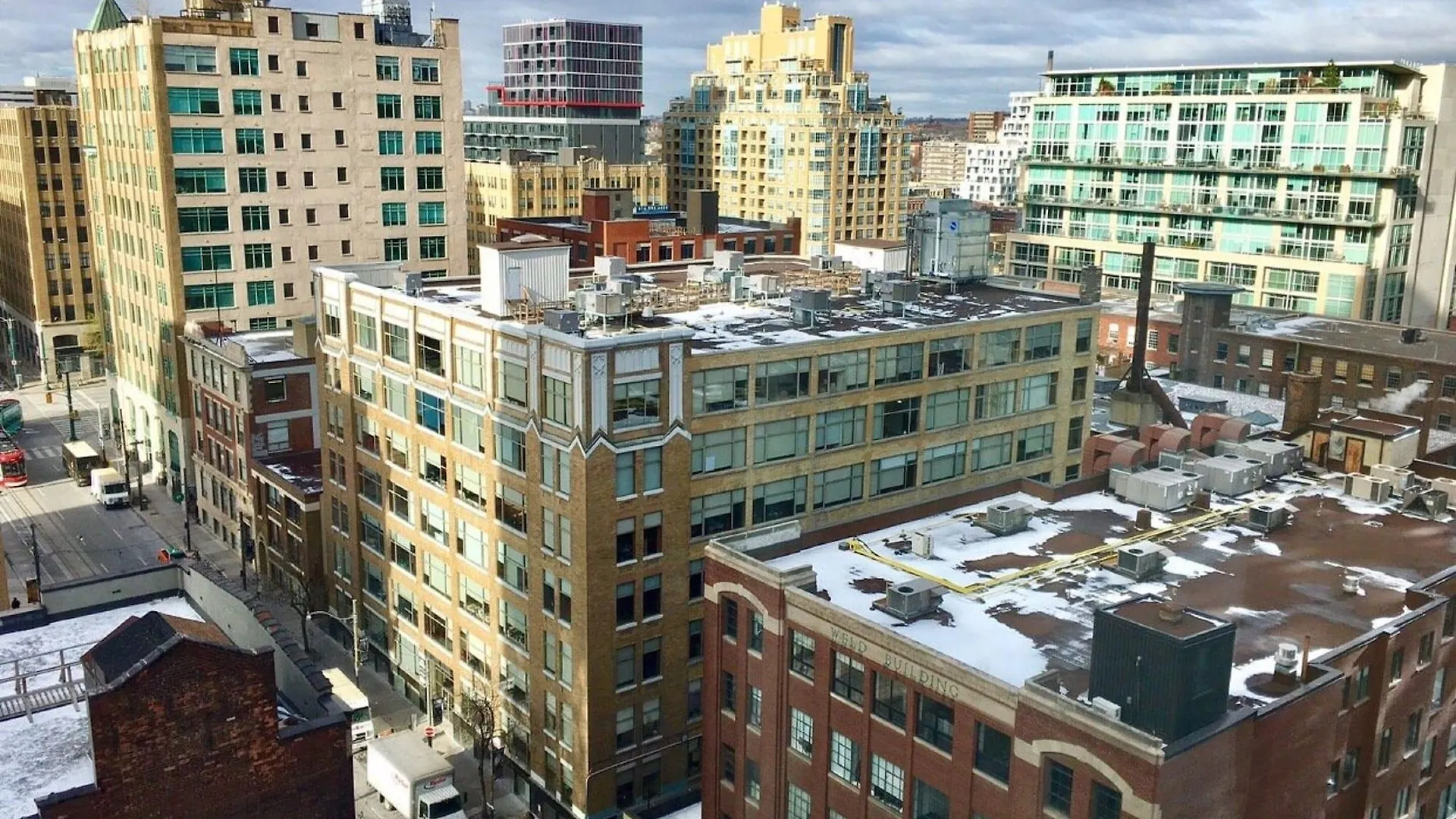 **** Hotel Revery Toronto Downtown, Curio Collection By Hilton Canada