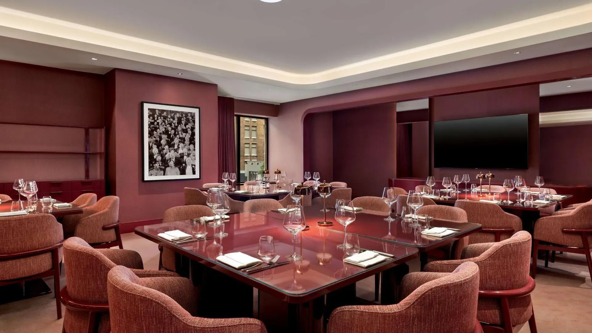 Hotel Revery Toronto Downtown, Curio Collection By Hilton