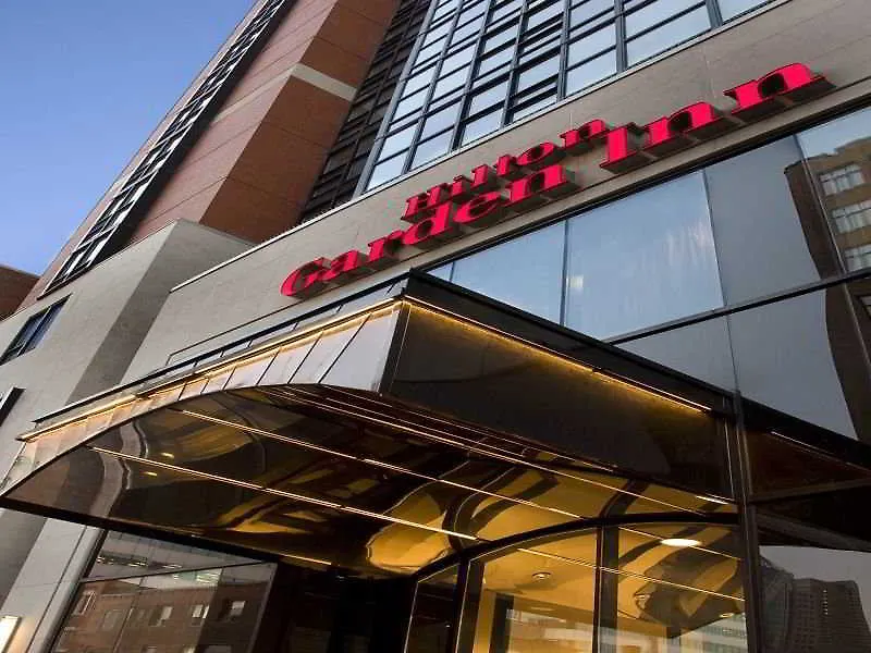 **** Hotel Revery Toronto Downtown, Curio Collection By Hilton Canada